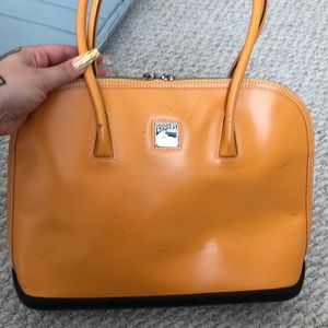 Dooney & Bourke tote